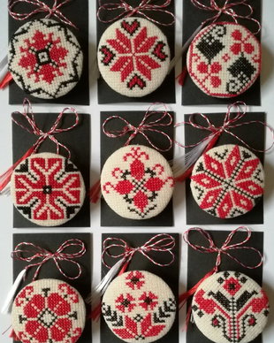 Martisor traditional-brosa