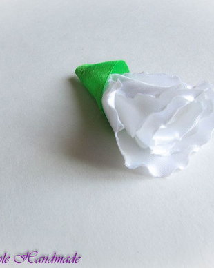 Garofita alba - martisor floare handmade