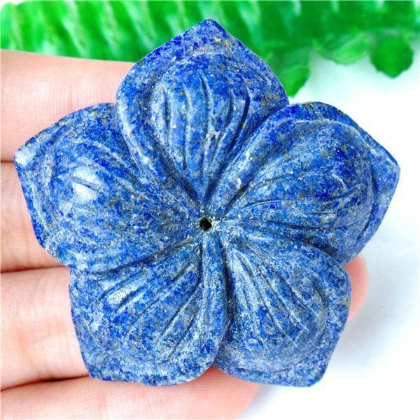 K0515 - Pandantiv, lapis lazuli,  floare sculptata, 51x51x7mm