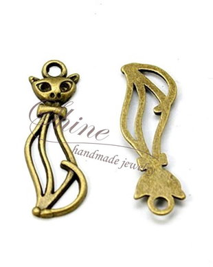 Charm pisica bronz, 34x12mm