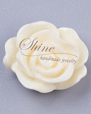 Cabochon floare ivory, 13mm