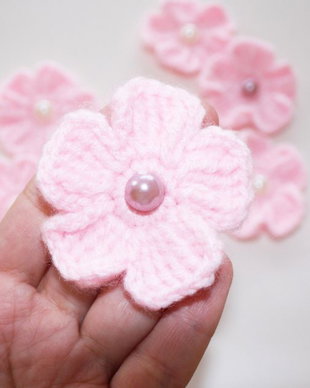Floricele crosetate manual
