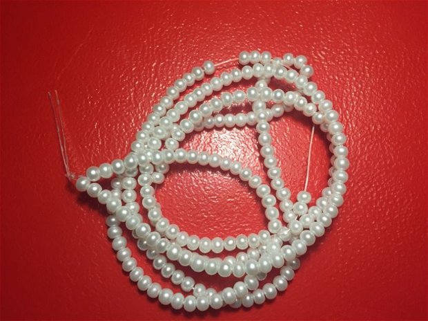 Șirag perle de sticlă albe (4,5 mm)