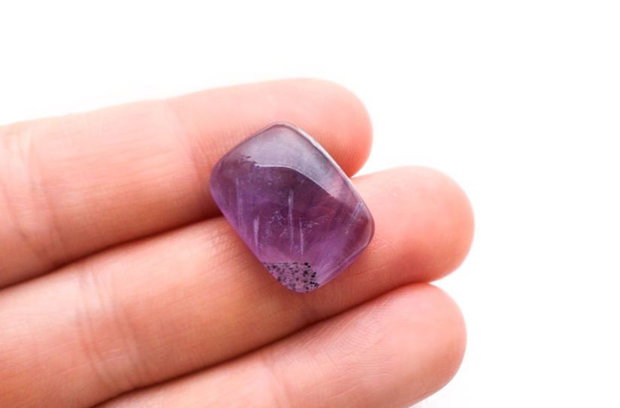 Cabochon ametist -  pernuta - AM63