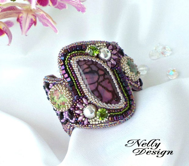 "Deep Purple" - Bratara bead-embroidery