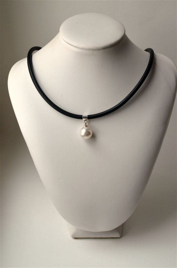 Colier minimalist cu o perla si argint