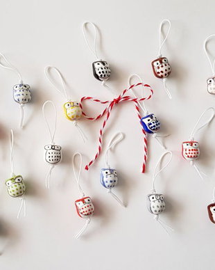 Martisor bufnita, martisor margele, martisor colorat, martisor breloc, martisoare bufnite colorate