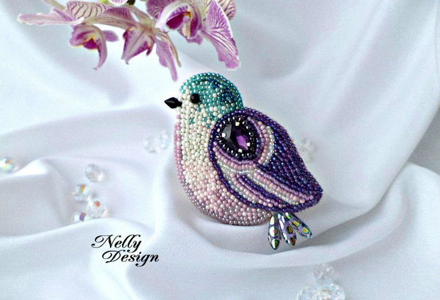 "Birdie" - Brosa bead-embroidery