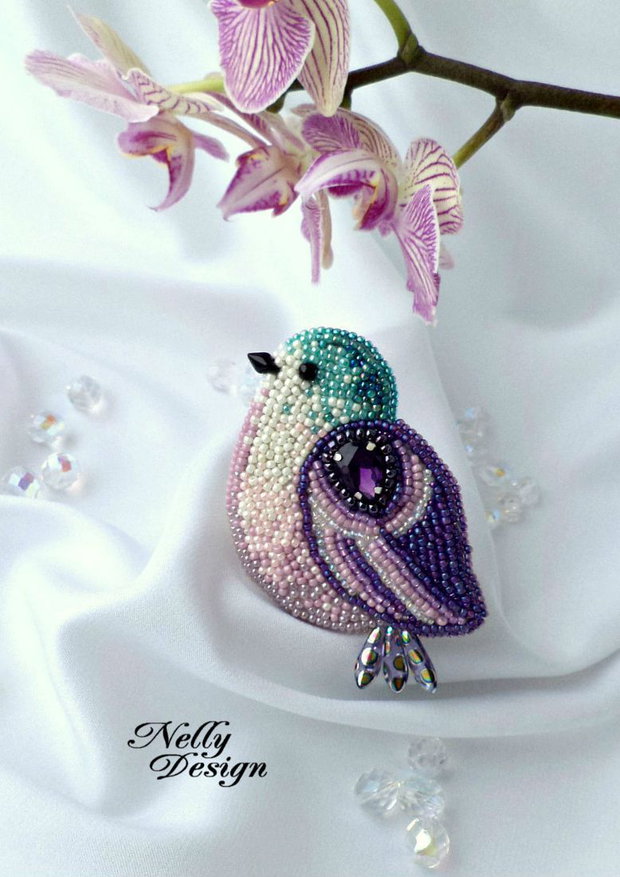 "Birdie" - Brosa bead-embroidery