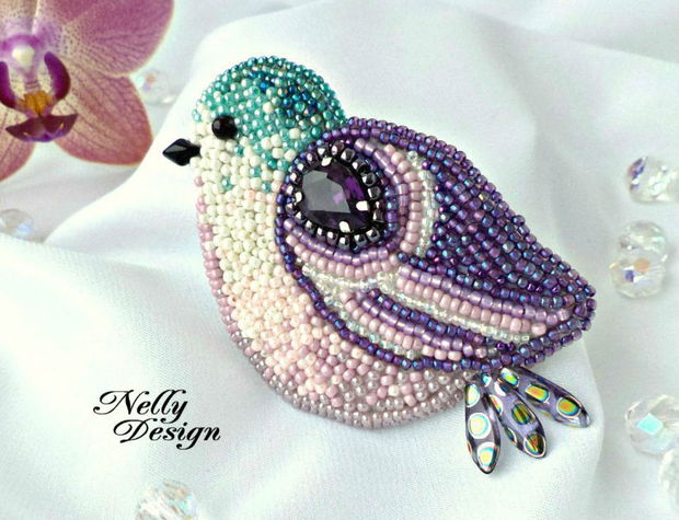 "Birdie" - Brosa bead-embroidery