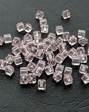 LMS300 - margele cubice roz - 3mm