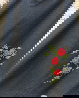 Fusta cu broderie manuala