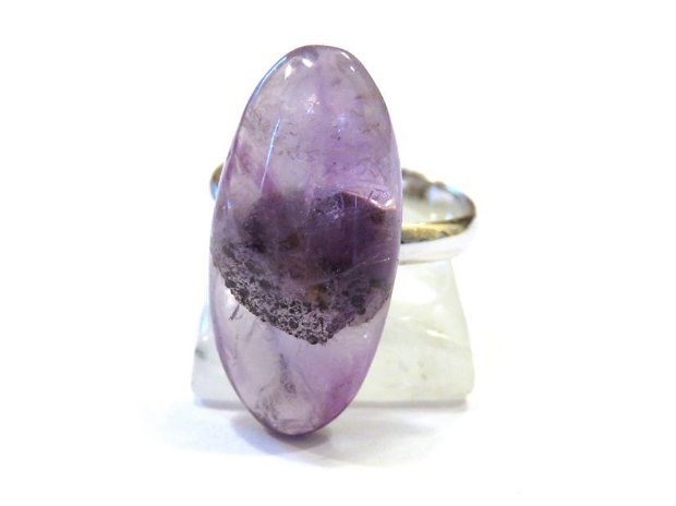 Inel reglabil din Argint 925 si Ametist mov oval - IN645 - Inel romantic violet, inel pietre semipretioase, cadou sotie / prietena, inel cristale vindecatoare