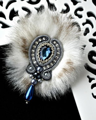 Brosa Soutache si blanita Tissavel Franta