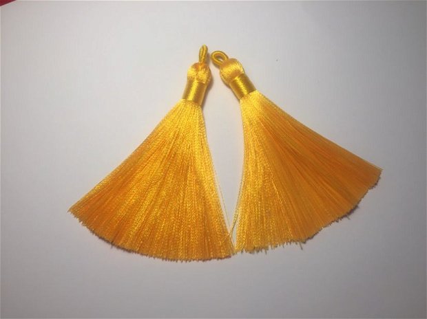 Ciucuri (8-9cm) mătase, galbeni