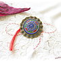 Brosa colier vintage albastru roial cu floare rosie si verde