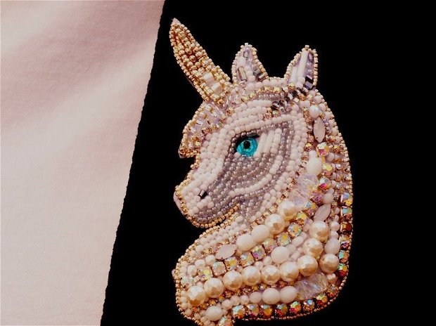 Brosa-Royal Unicorn