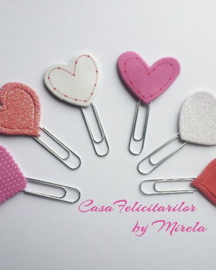 Agrafe  pentru hartie decorate cu inimioare