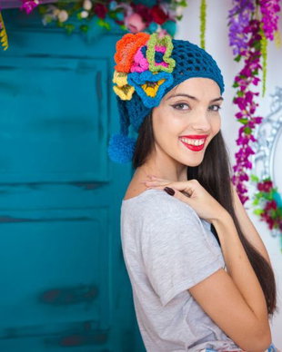 Caciula accesoriu colorat, primavara vesela