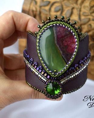 REZERVAT A. - Bratara bead-embroidery