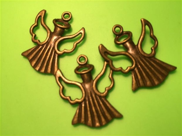 Charm (2,6x2,1cm)  îngeraș, nuanță bronz antic