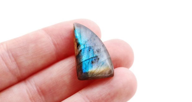Cabochon Labradorit  - Q13