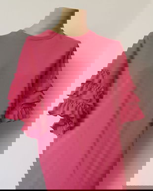 Rochie roz cu maneci fluture