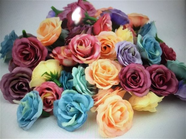 Set 10 flori (3cm) diferite culori