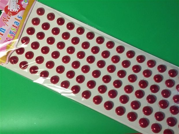 Perle acrilice (96buc)  autoadezive roșii