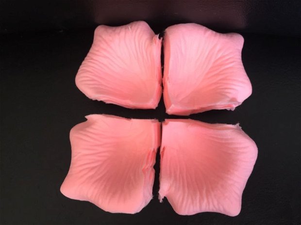 Set petale(150 buc), 5,7cm lungime, roz