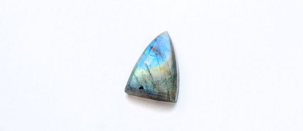 Cabochon Labradorit - Q17