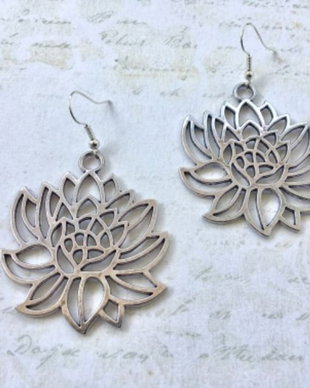 cercei floare de lotus