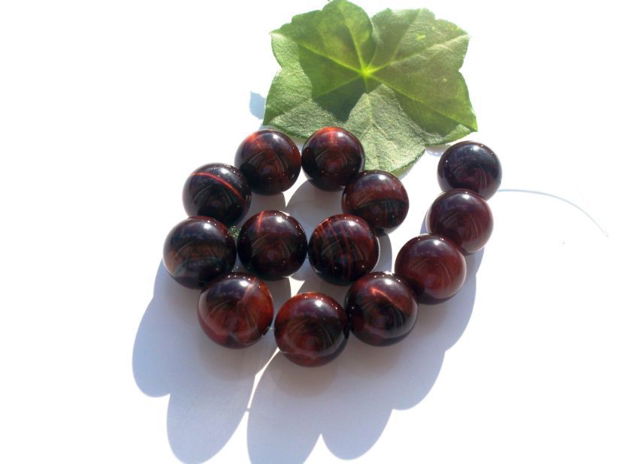 Red tiger eye 14 mm