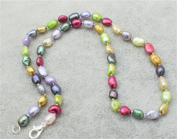 Perle multicolore