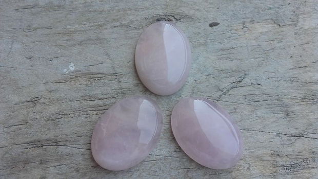 Cabochon cuart roz, 30x22 mm