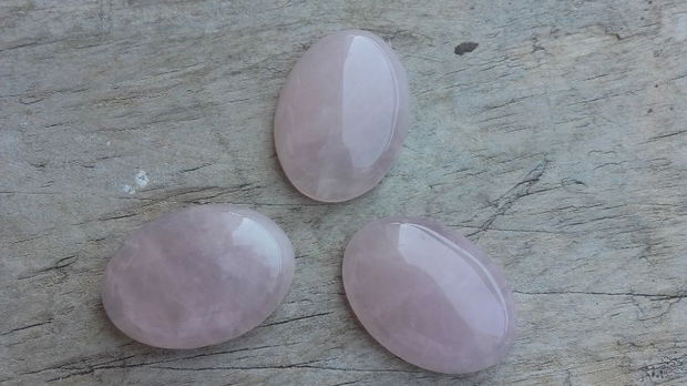 Cabochon cuart roz, 30x22 mm