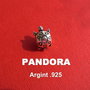 Broscuta PANDORA din argint .925