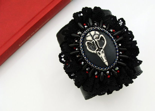 Bratara statement din piele si dantela, Bratara in stil gotic victorian