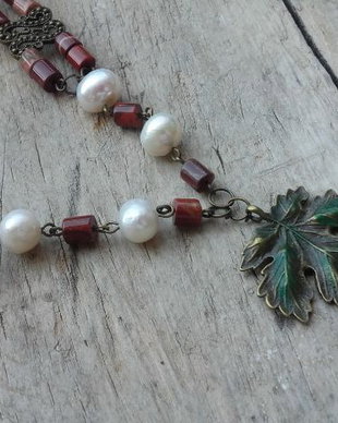 Perle, bronz, frunze - colier