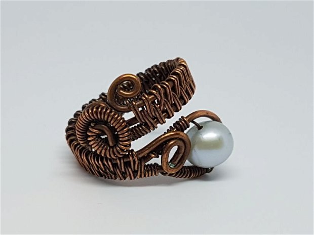Inel de cupru adjustabil,inel de cupru cu perla naturala, inel lucrat manual.