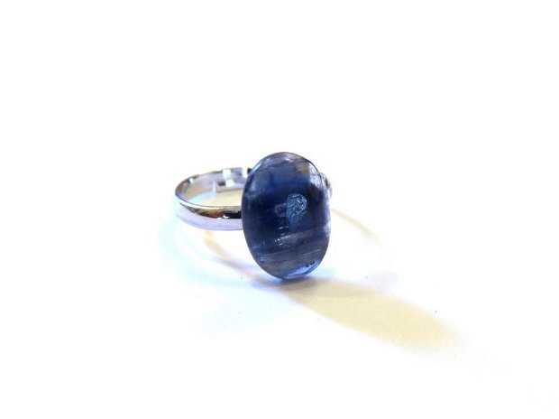 Inel reglabil delicat din Argint 925 si Kianit - IN675 - Inel albastru oval, inel pietre semipretioase, cristale vindecatoare