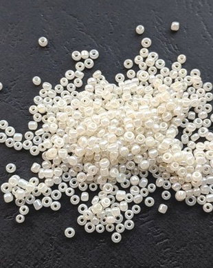LMN210 - (50g) margele nisip