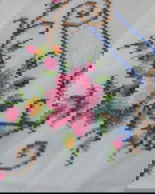 NOUA-Fata de masa cu broderie