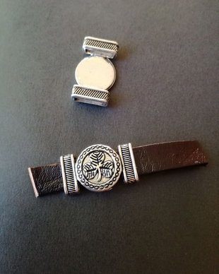 DISTANTIER TRIFOI - 24 X 14 X 6 MM