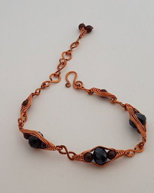 Bratara handmade,Bratara din cupru , Bratara cu cristale si granat.