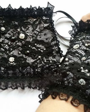 Mansete dantela neagra vintage.rezervat
