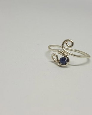 Inel reglabil ,Inel handmade,Inel cu safir.