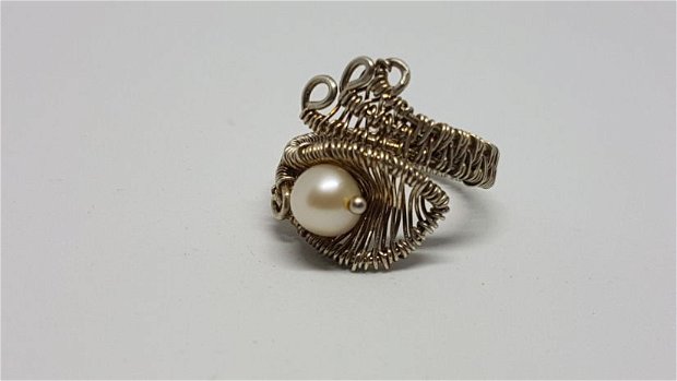 Inel unicat,Inel handmade,Inel din argint 925 si perla naturala.