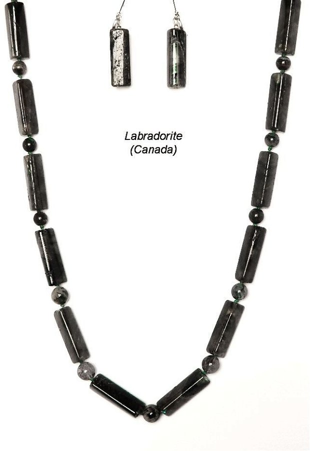 Labradorite (012)
