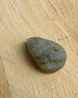 Caboson labradorit brut (C102)